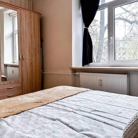 Apartman 10 Min To Old Town - Free Parking - Work Station