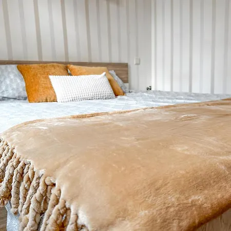 10 Min To Old Town - Free Parking - Work Station Apartman Tallinn