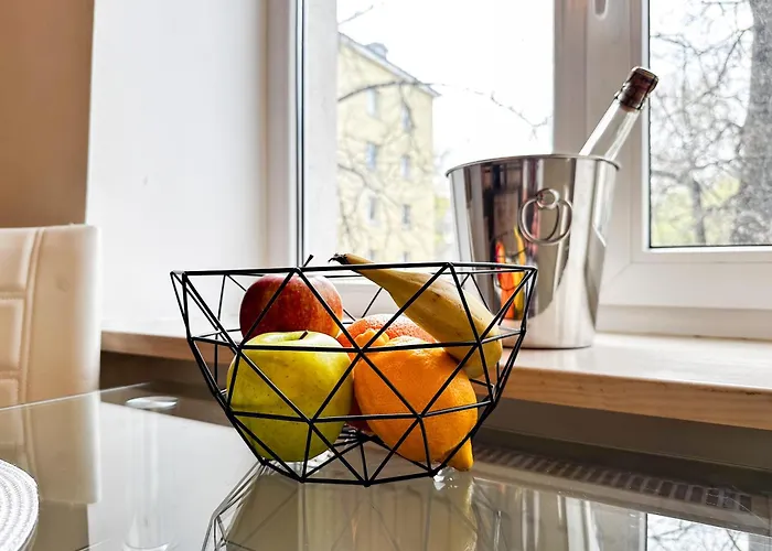 Apartament 10 Min To Old Town - Free Parking - Work Station