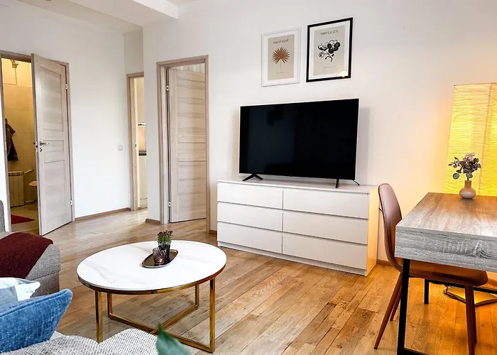 10 Min To Old Town - Free Parking - Work Station Tallinn