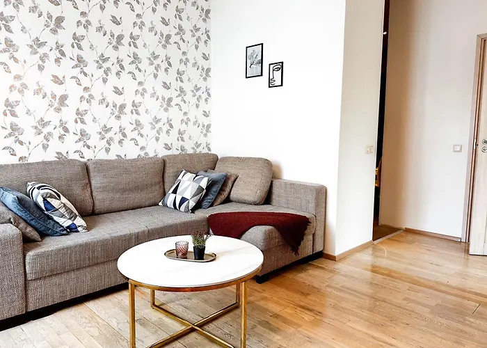 Apartament 10 Min To Old Town - Free Parking - Work Station Tallin
