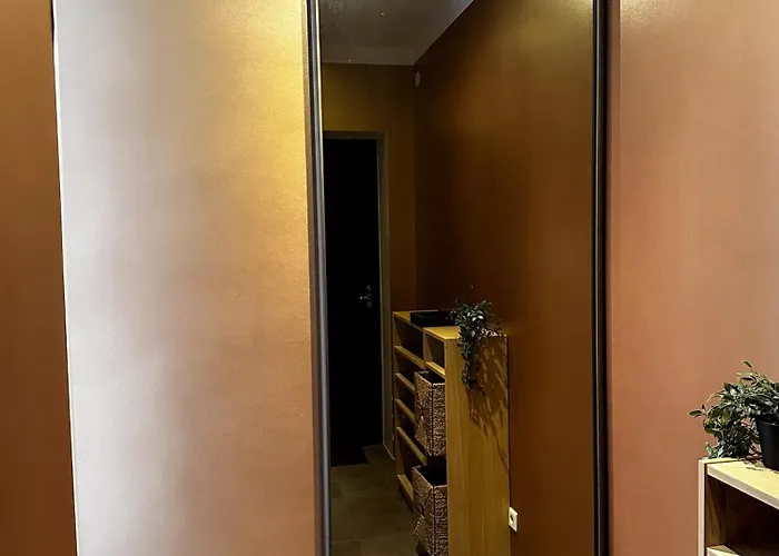 10 Min To Old Town - Free Parking - Work Station